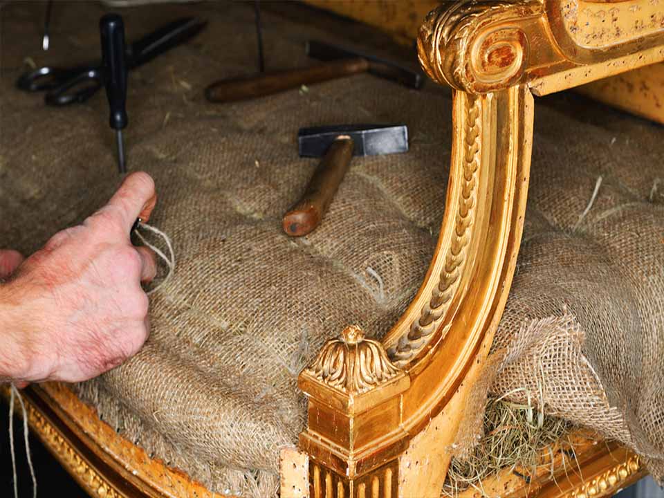 Read more about the article How sofa repair near me Services Help Extend Furniture